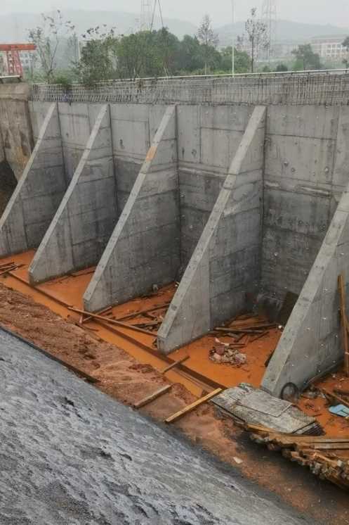 北京密云县锚杆式挡土墙