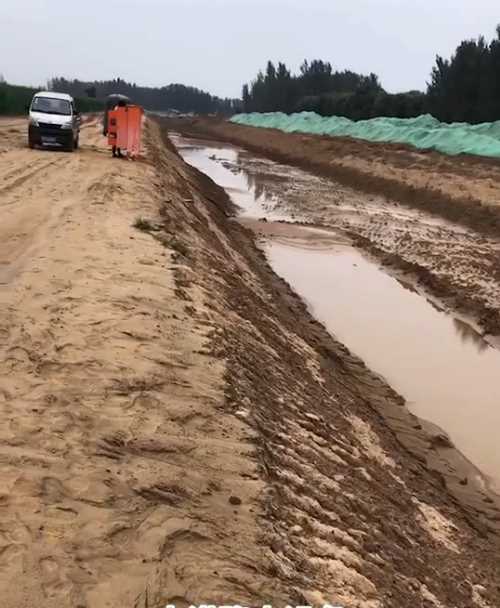 北京密云县河道降水